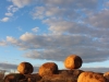 devils-marbles-beim-sonnenuntergang