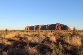 Uluru beim Sonnenaufgang